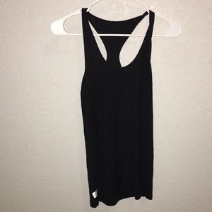 2 Victoria’s Secret Pink tank tops